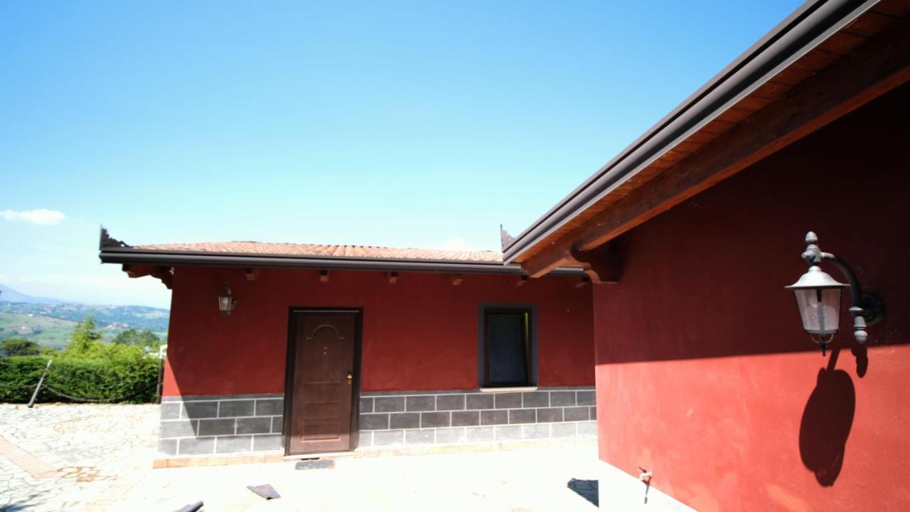 Relais Il Feudo Bed and Breakfast Beltiglio Buitenkant foto